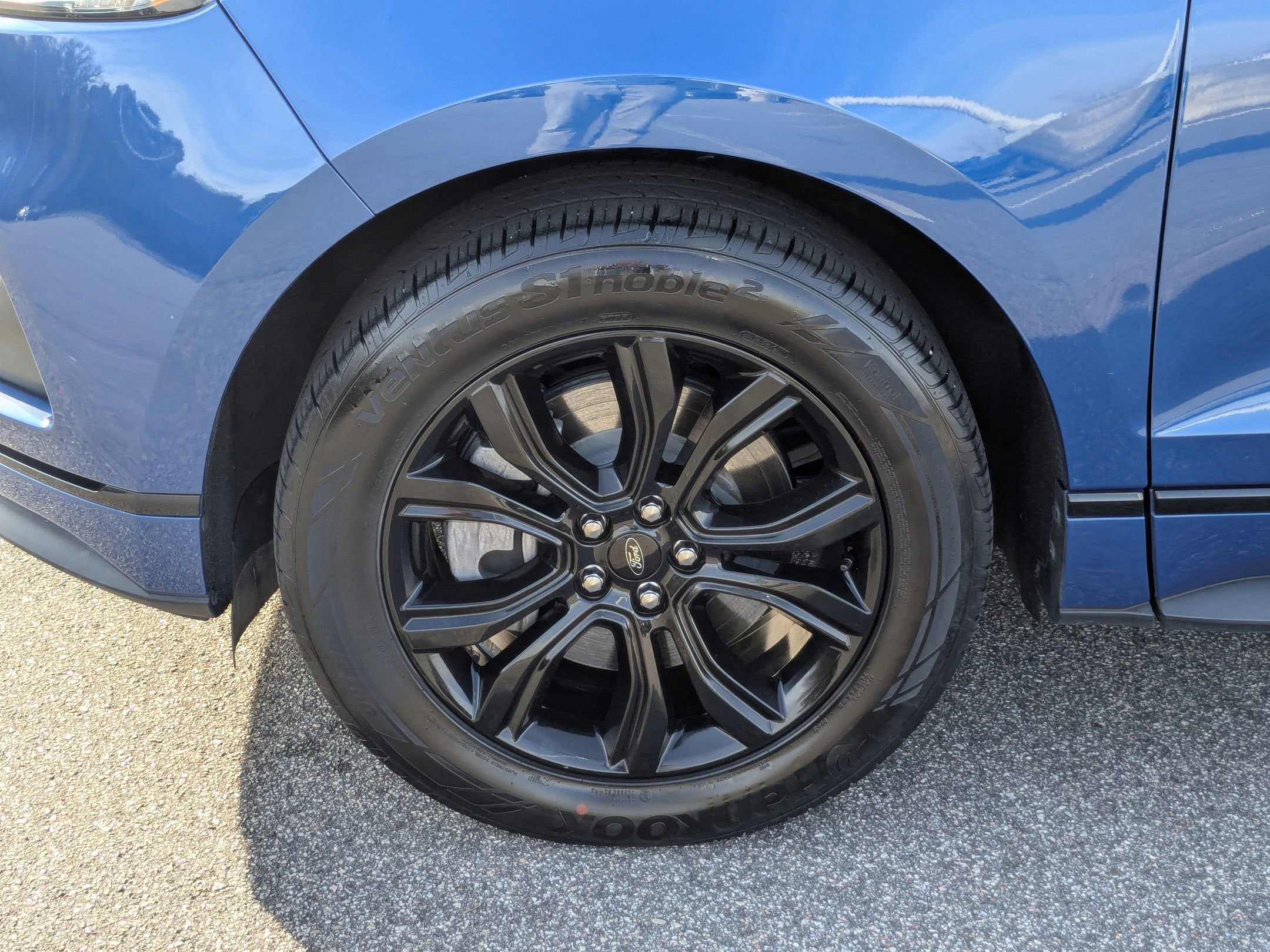 2023 Ford Edge SE