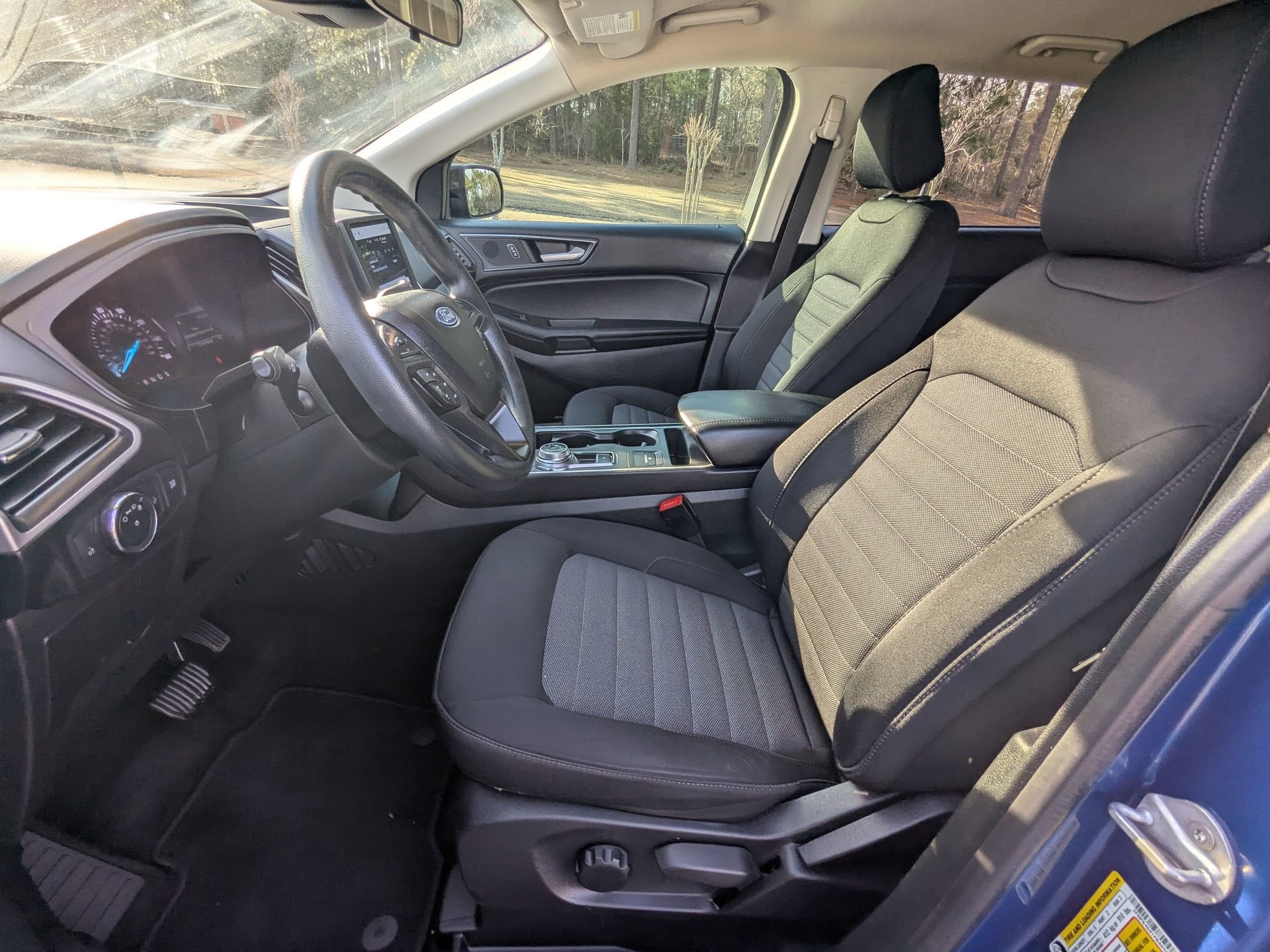 2023 Ford Edge SE
