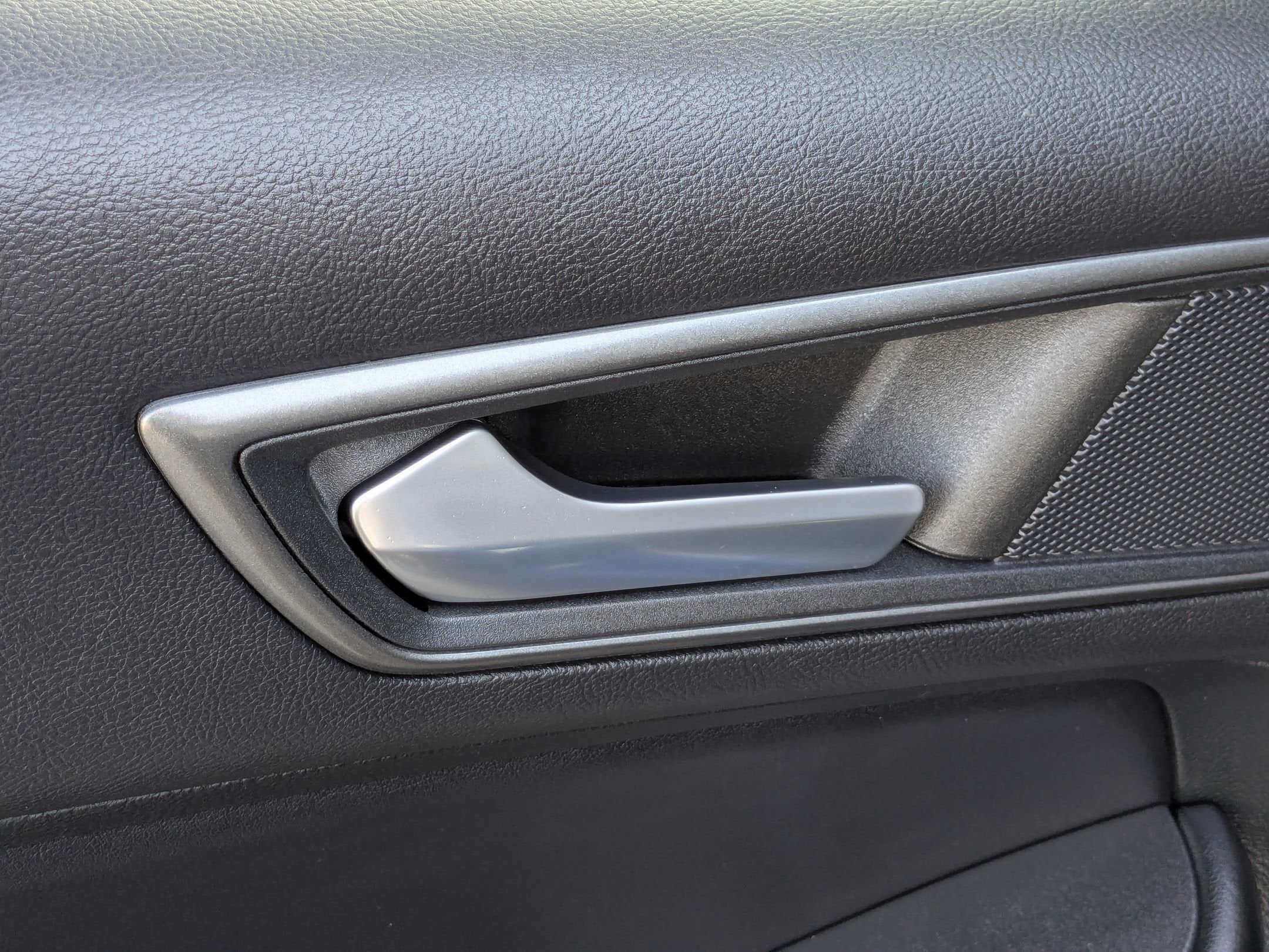 2023 Ford Edge SE