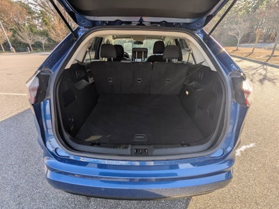 2023 Ford Edge SE