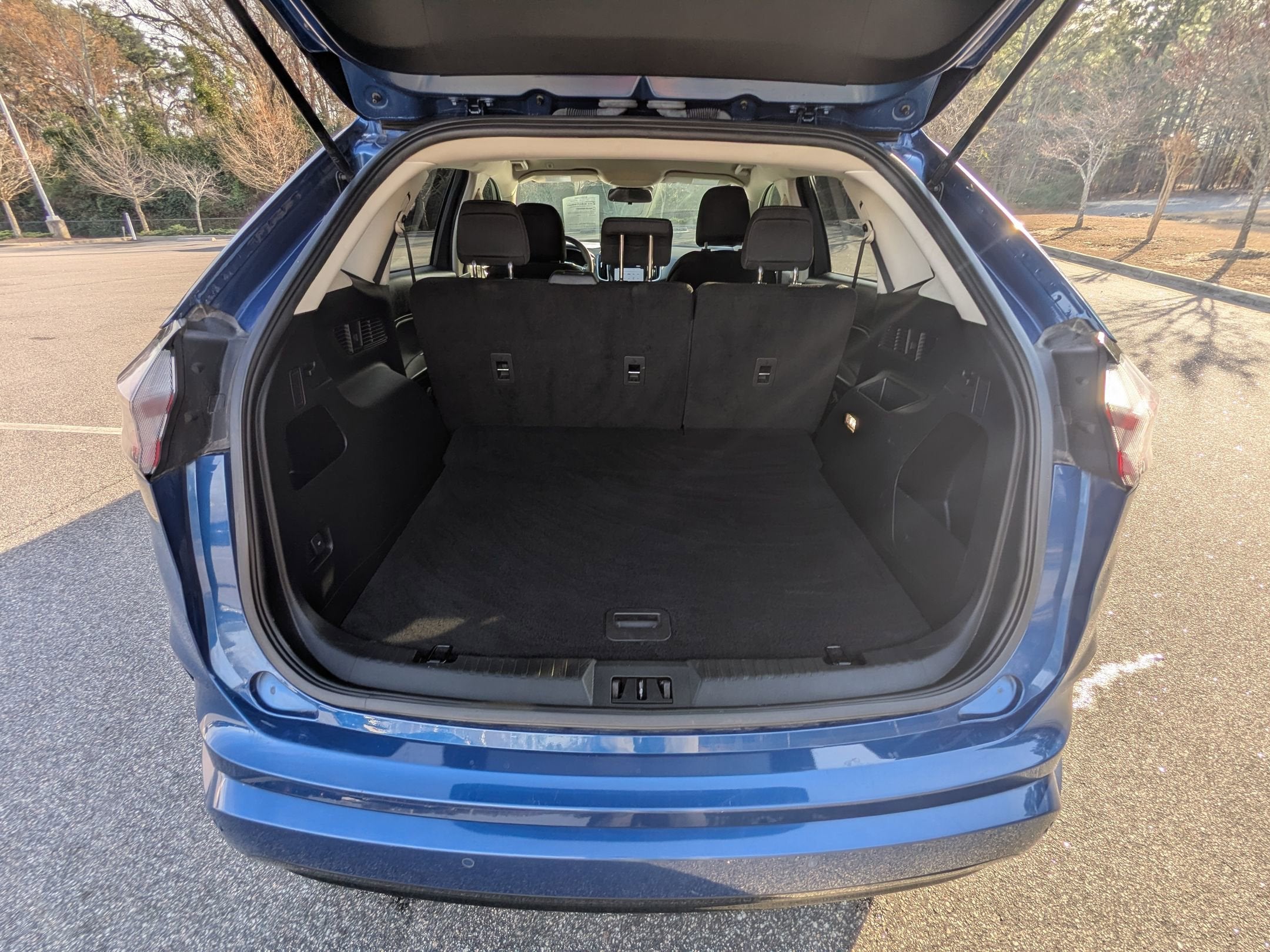 2023 Ford Edge SE