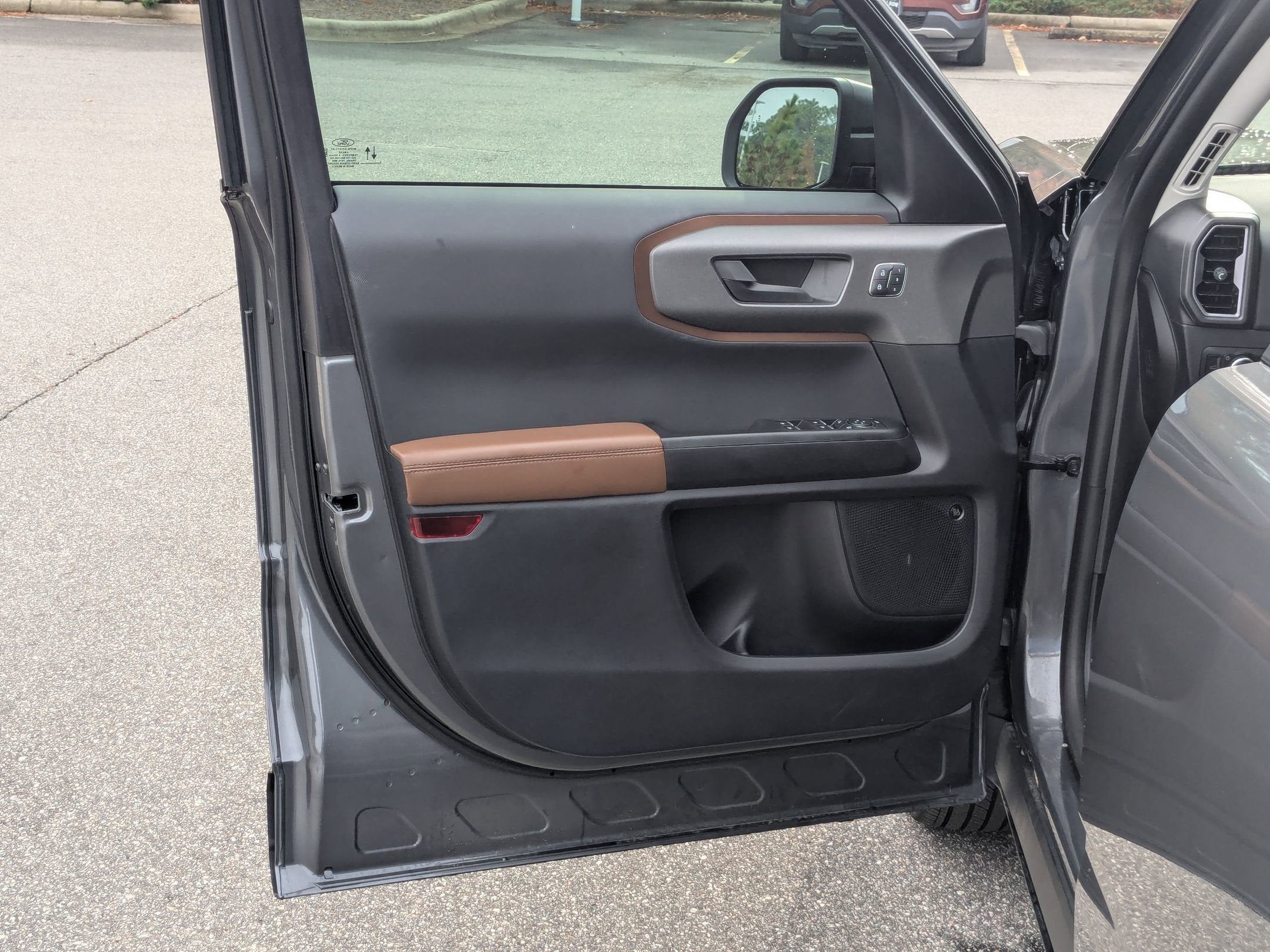2025 Ford Bronco Sport Outer Banks - Crossroads Courtesy Demo