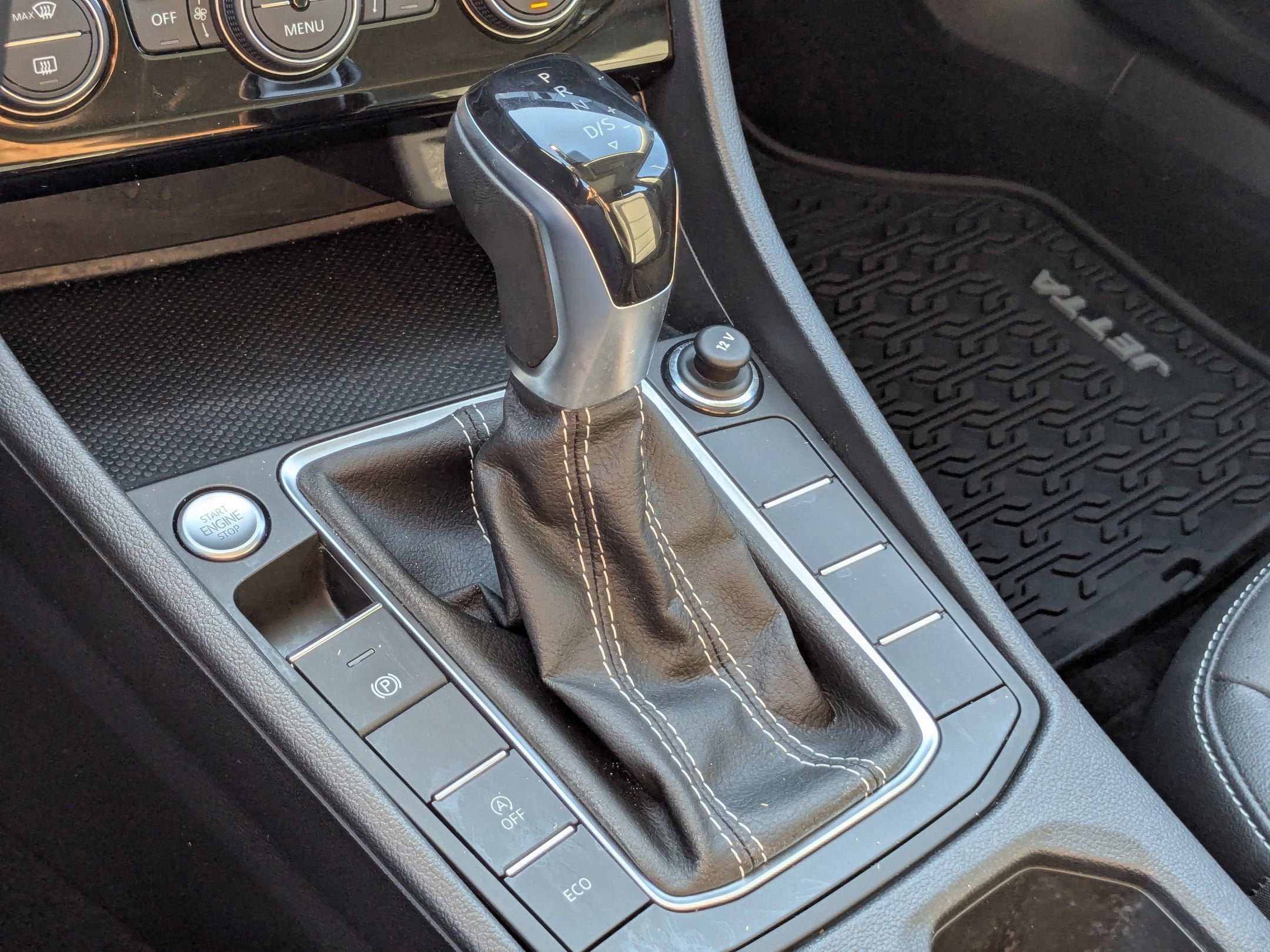 2023 Volkswagen Jetta SE