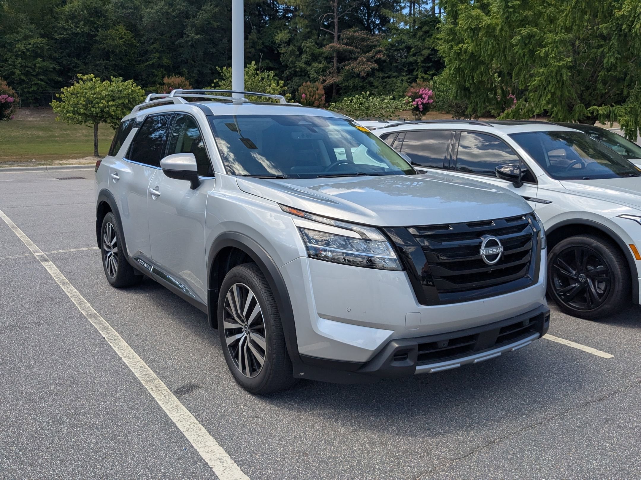 2024 Nissan Pathfinder Platinum