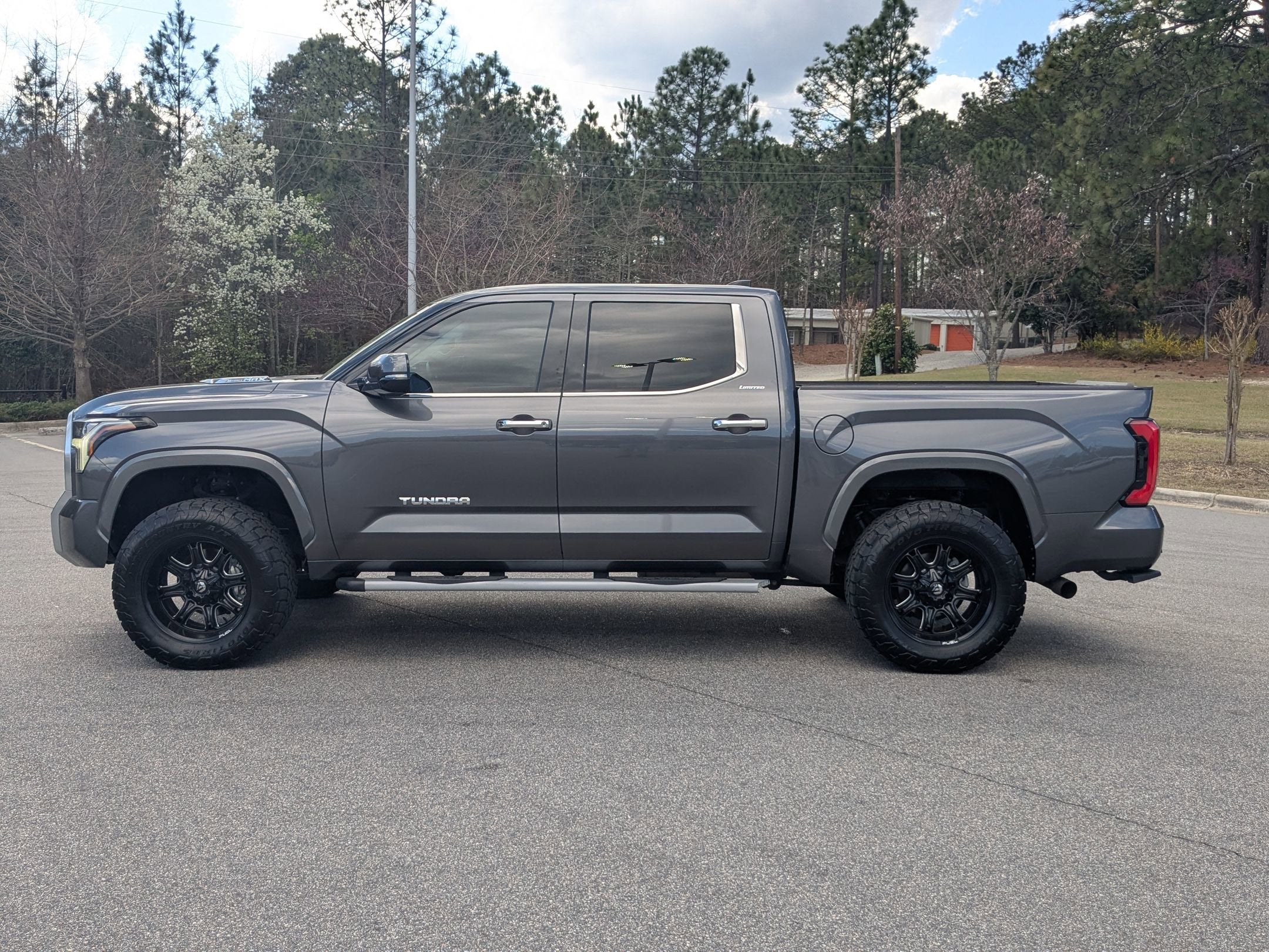 2023 Toyota Tundra 4WD Limited Hybrid