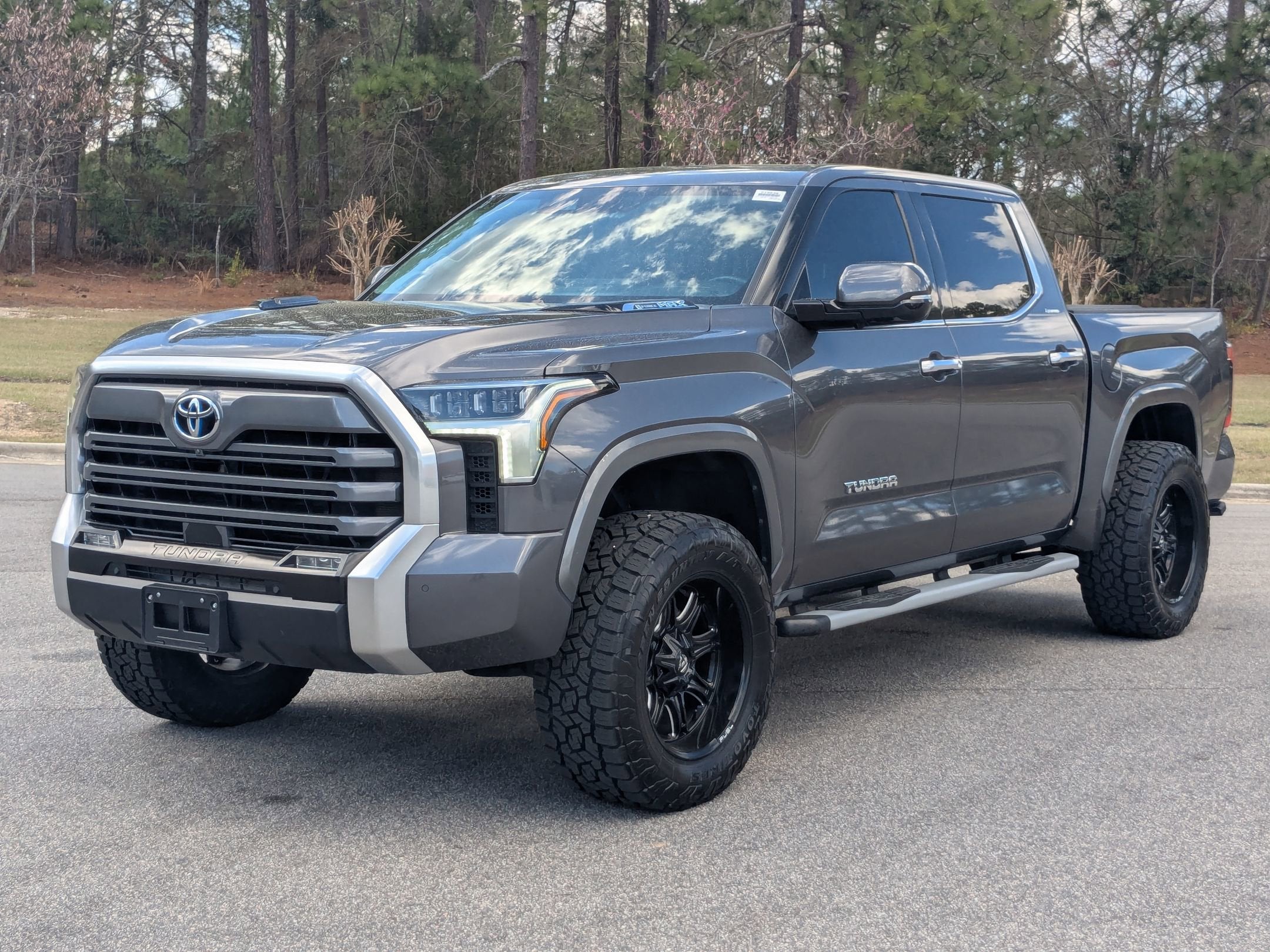 2023 Toyota Tundra 4WD Limited Hybrid