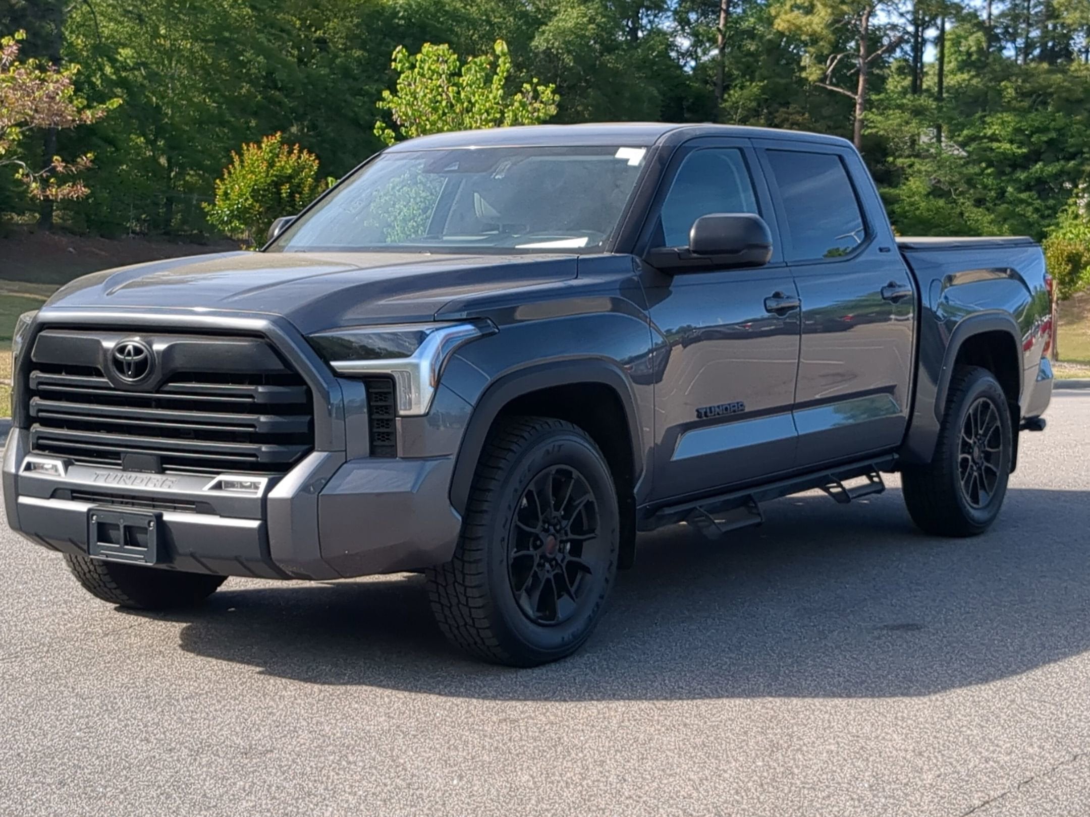 2024 Toyota Tundra 4WD SR5