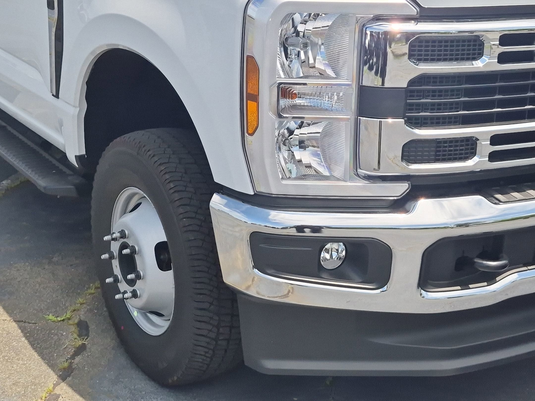 2026 Ford Super Duty F-350 DRW XL