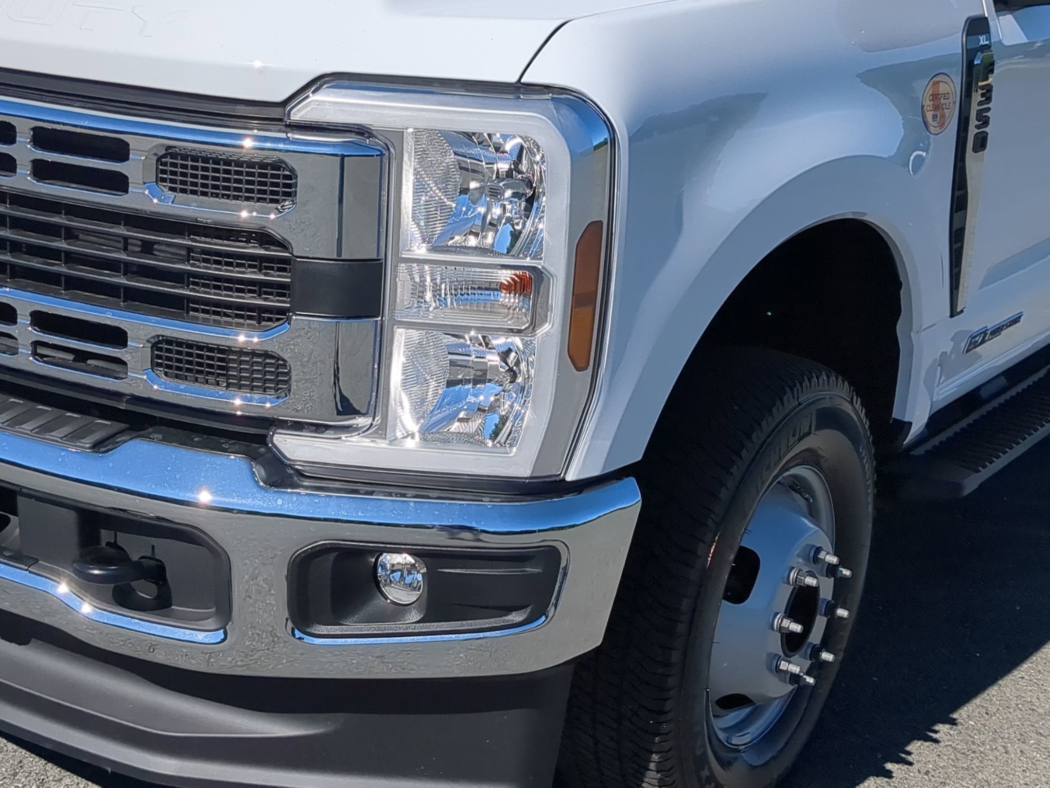 2026 Ford Super Duty F-350 DRW Base