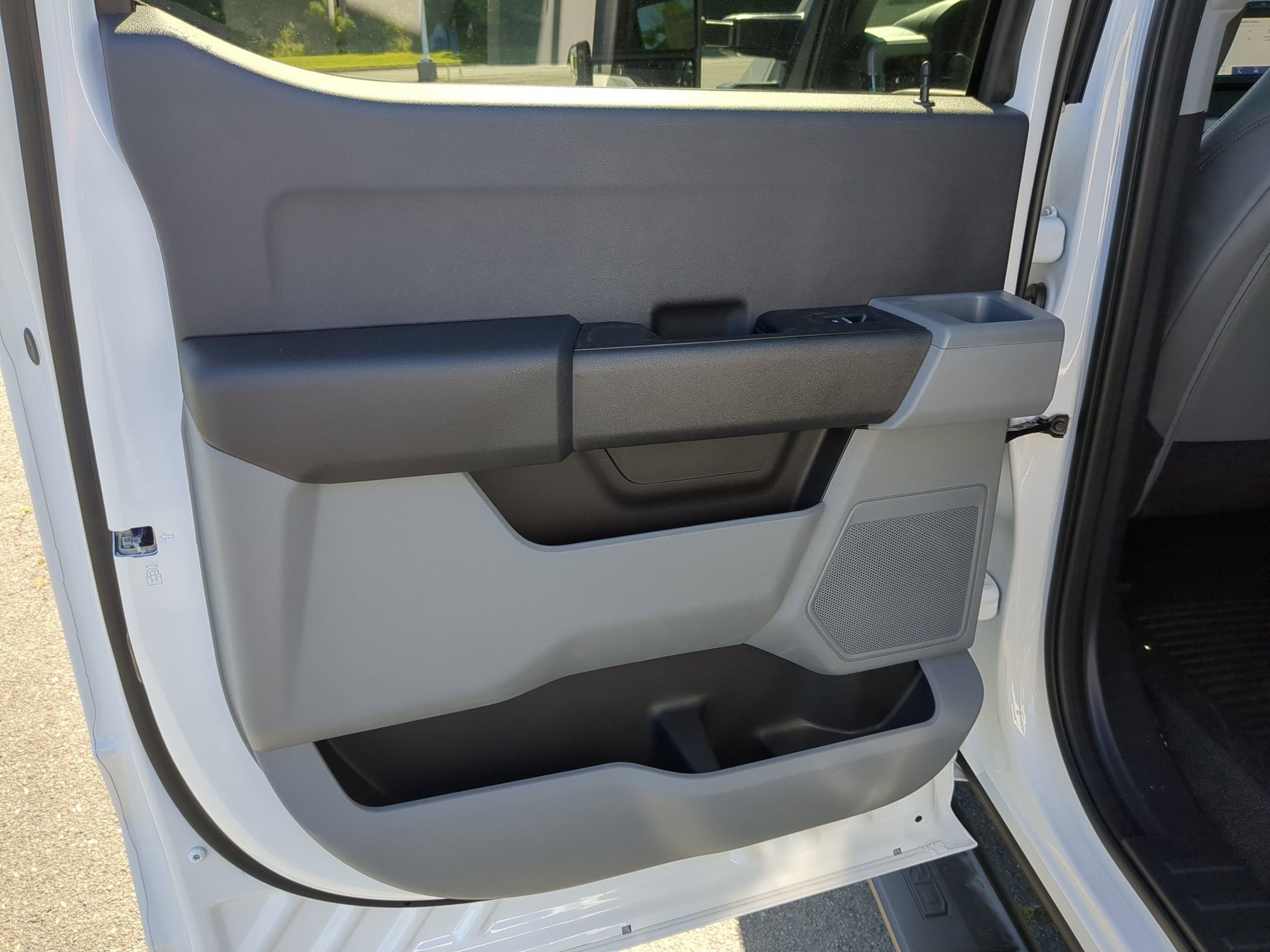 2026 Ford Super Duty F-350 DRW Base
