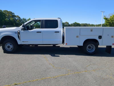 2026 Ford Super Duty F-350 DRW Base