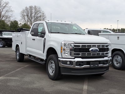 2025 Ford Super Duty F-350 SRW XL
