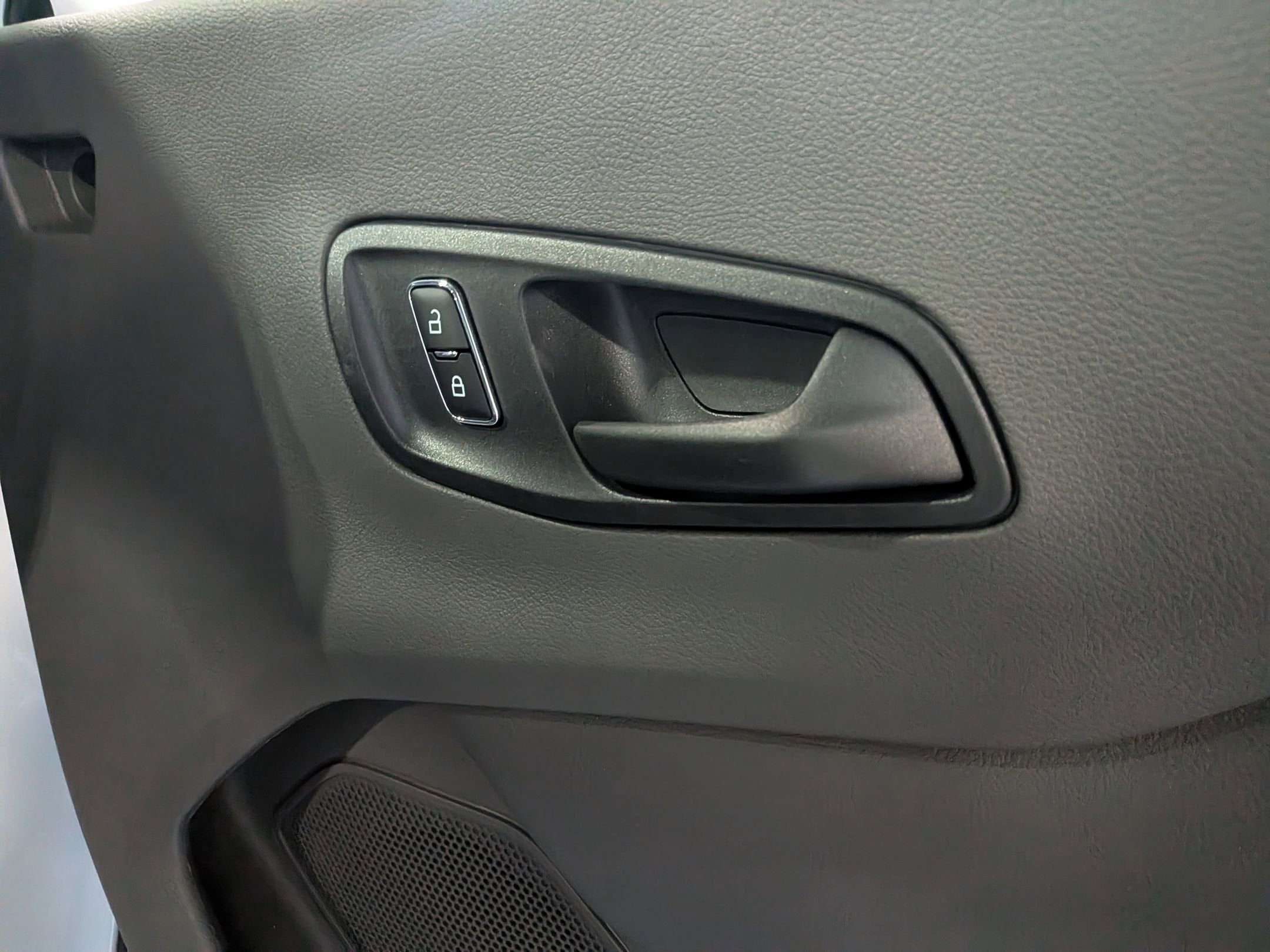2025 Ford Transit Cutaway Base
