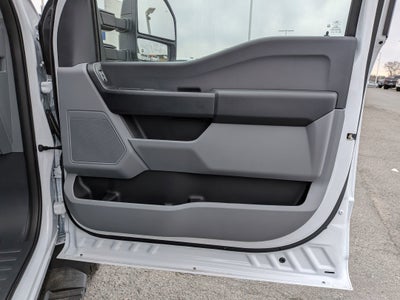 2025 Ford Super Duty F-550 DRW XL