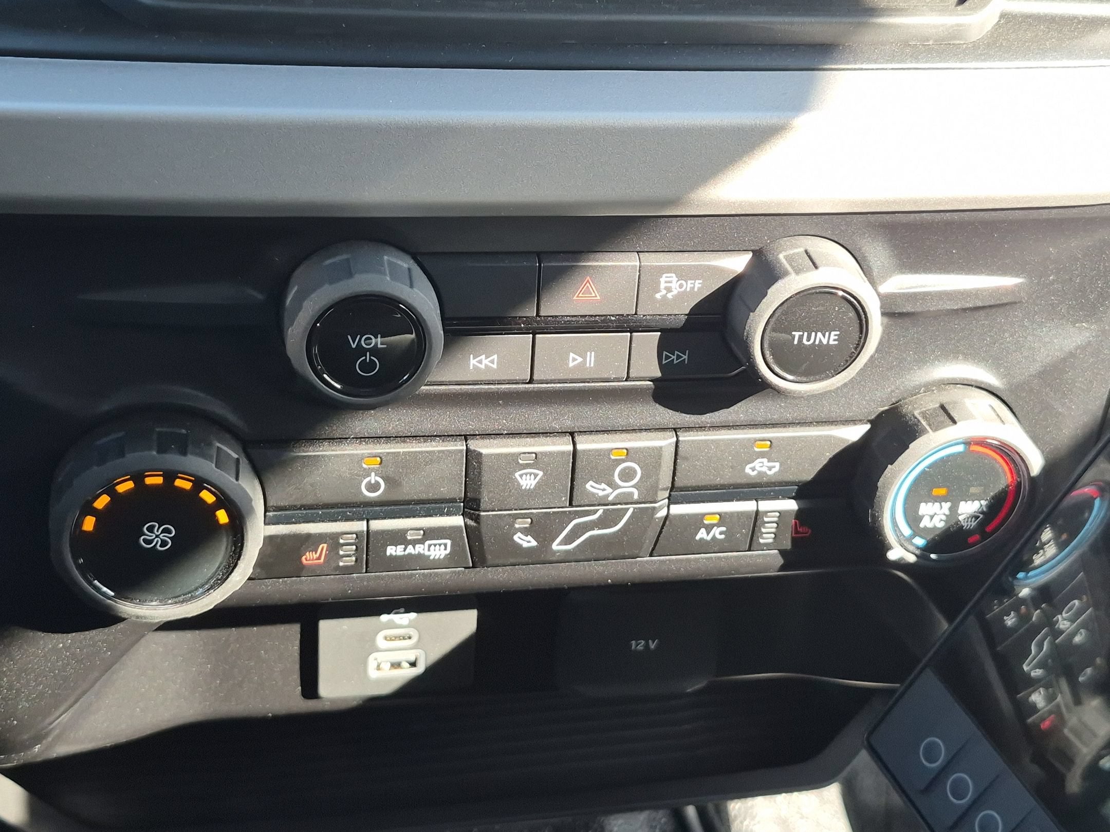 2026 Ford Super Duty F-550 DRW XLT