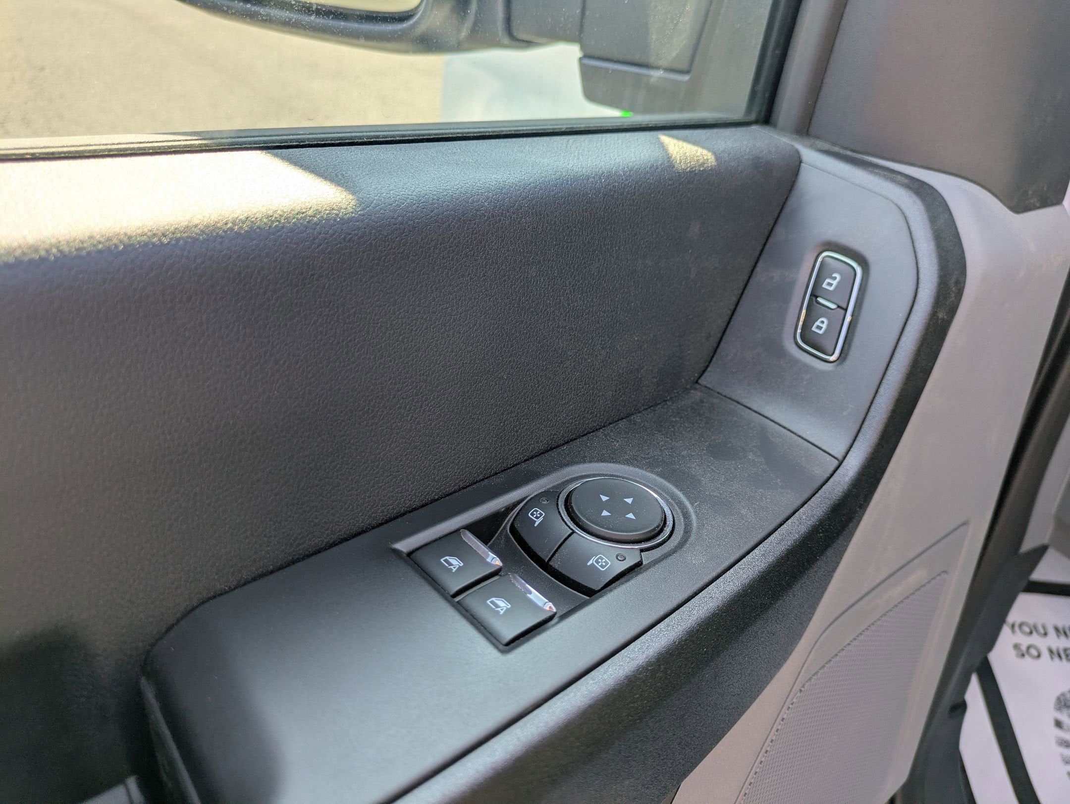 2025 Ford Super Duty F-550 DRW XL