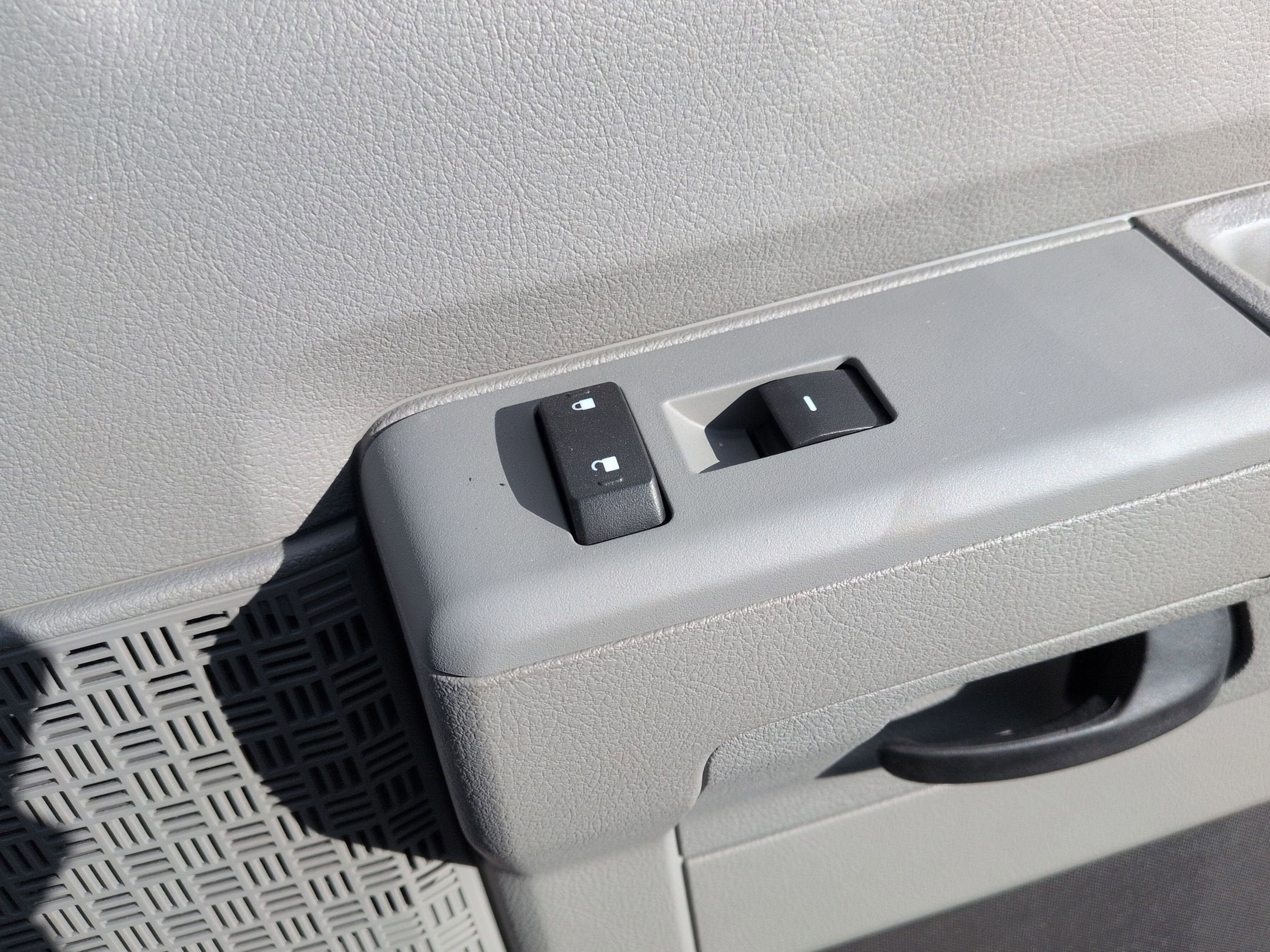 2026 Ford E-Series Cutaway Base