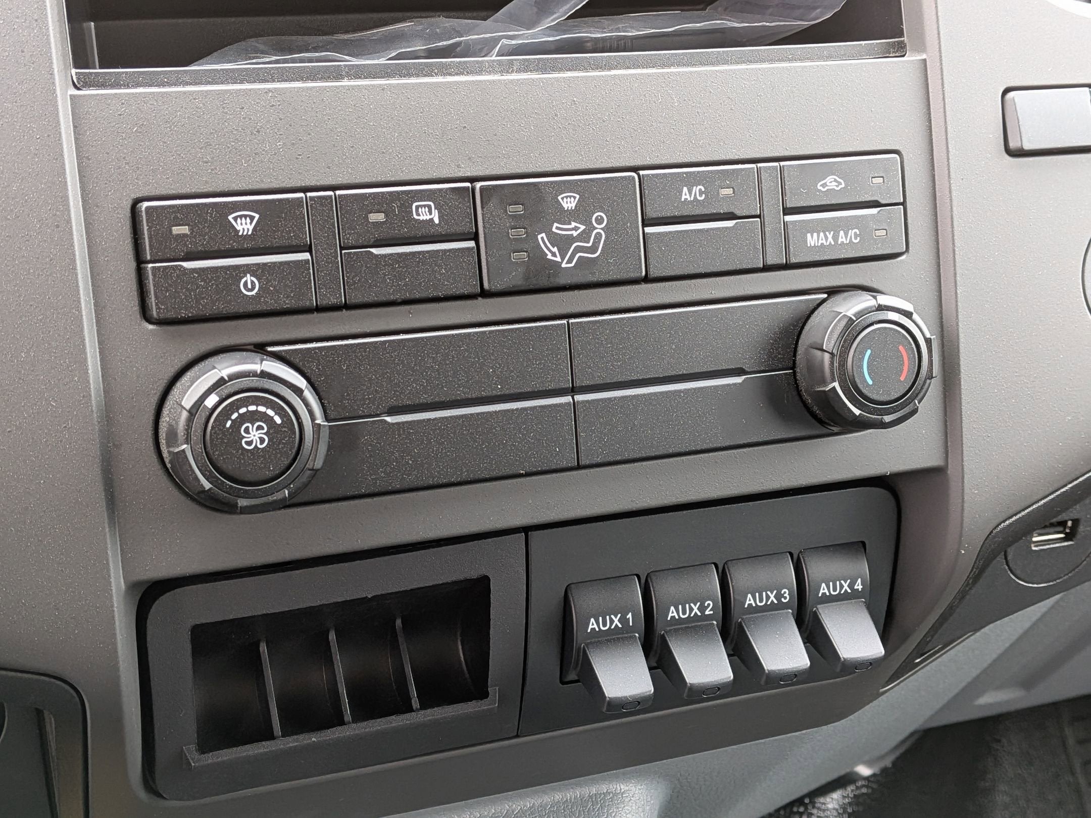 2026 Ford F-750SD Base