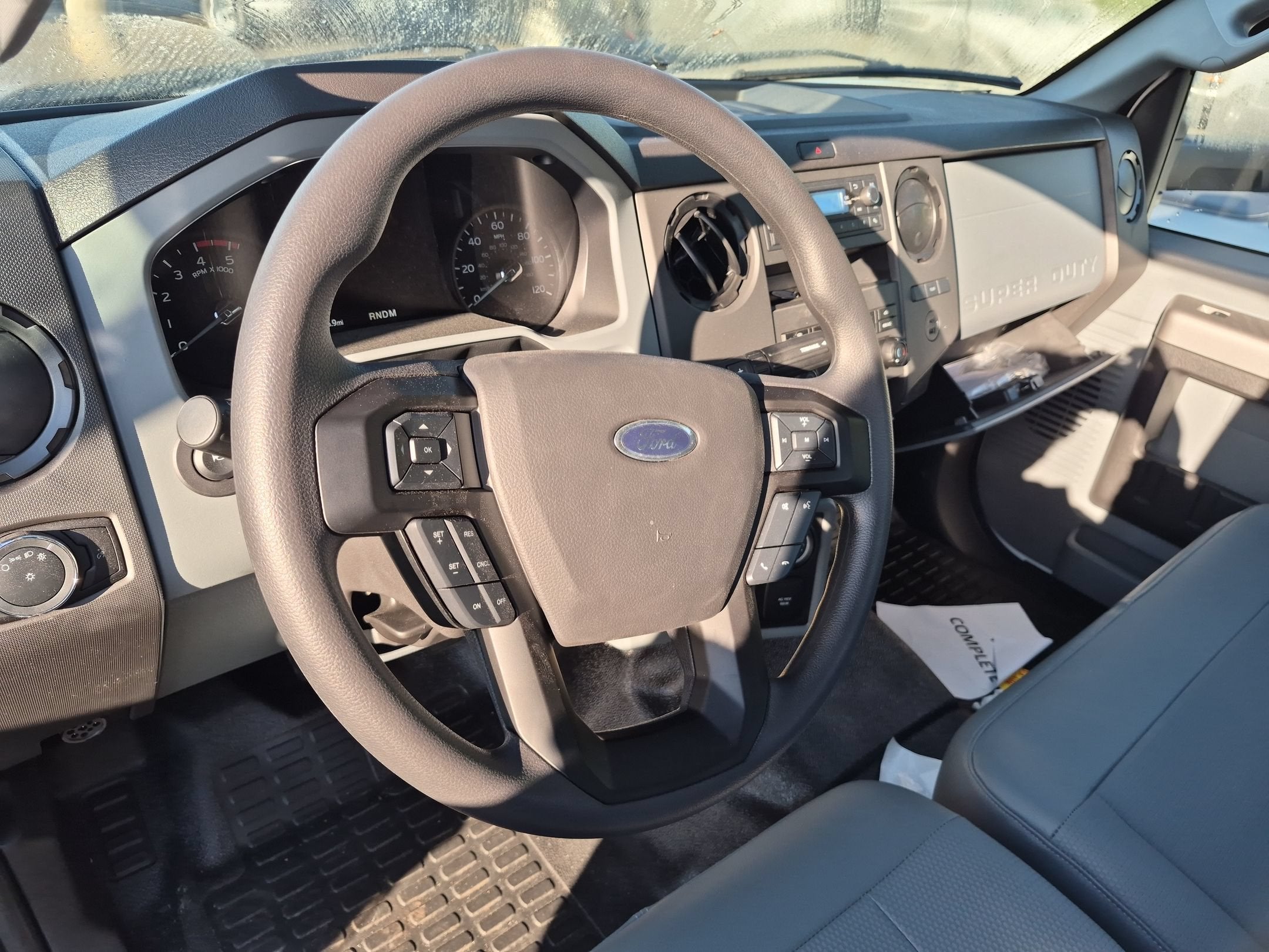 2027 Ford F-750SD Base