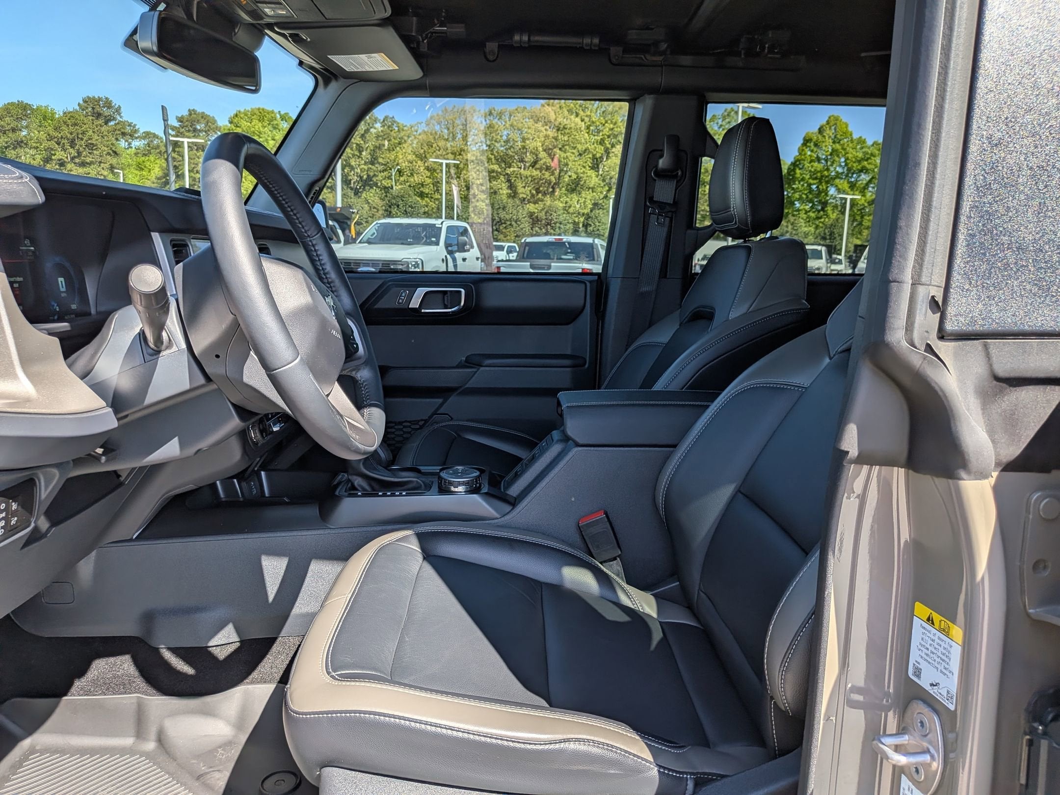 2025 Ford Bronco Outer Banks Custom Wheels / Lift