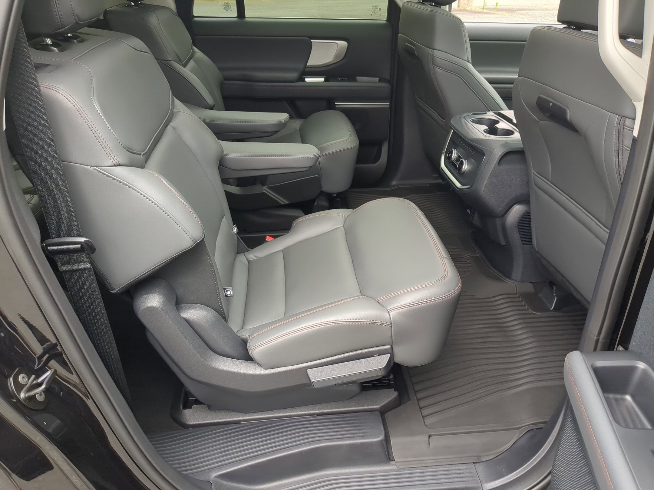 2025 Ford Expedition Max Active - Crossroads Courtesy Demo