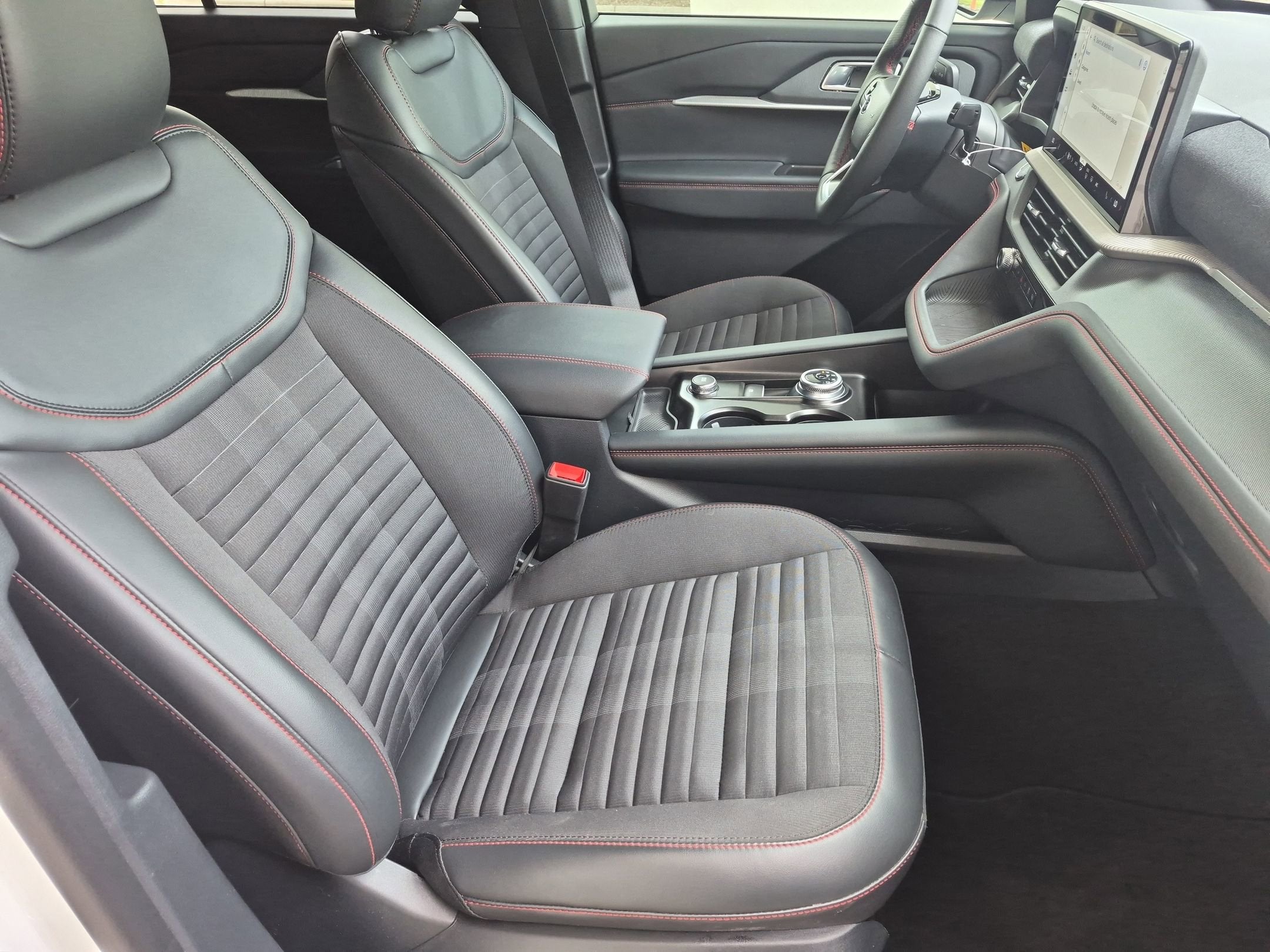 2026 Ford Explorer ST-Line - Crossroads Courtesy Demo