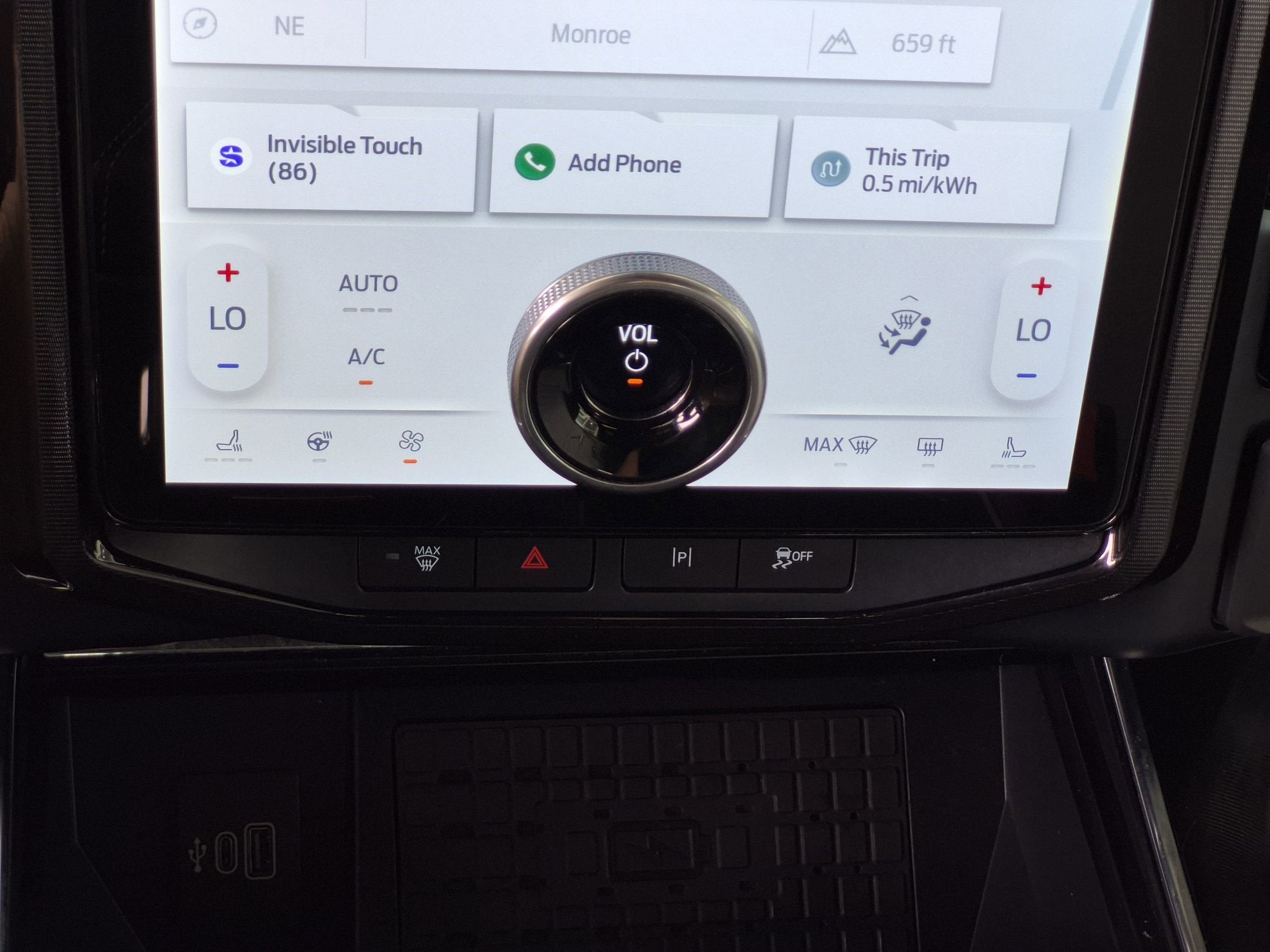2025 Ford F-150 Lightning Platinum