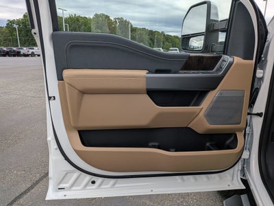 2026 Ford Super Duty F-350 SRW LARIAT
