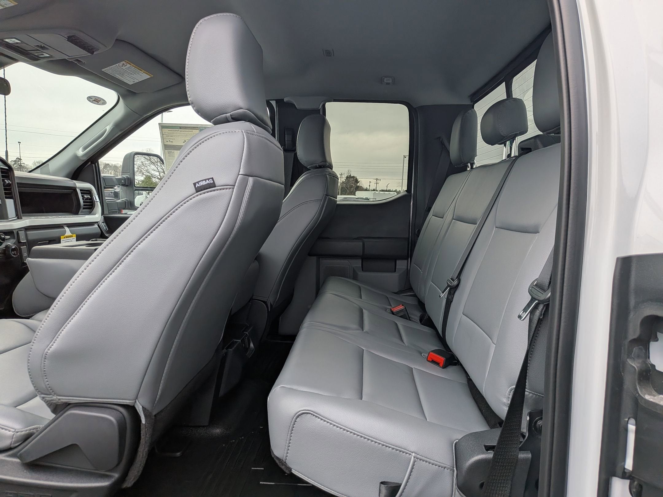 2026 Ford Super Duty F-350 DRW XL