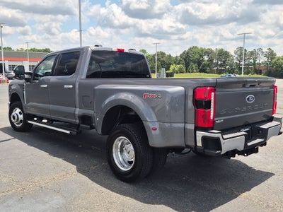 2026 Ford Super Duty F-350 DRW LARIAT