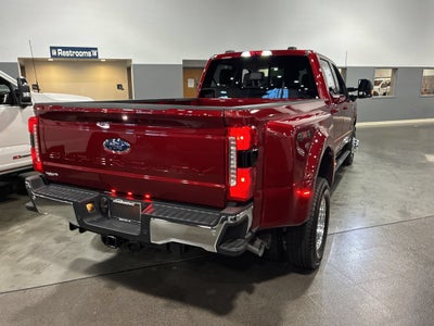 2026 Ford Super Duty F-350 DRW LARIAT