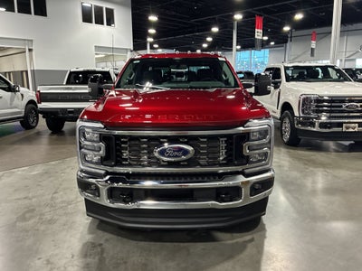 2026 Ford Super Duty F-350 DRW LARIAT