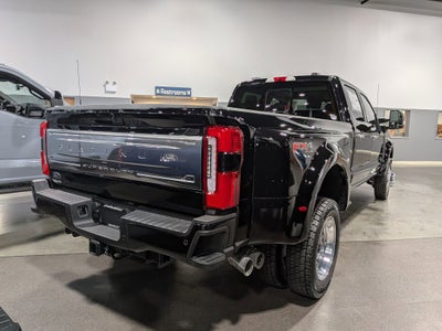 2026 Ford Super Duty F-450 DRW Platinum