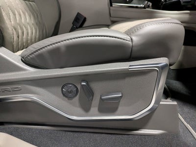 2026 Ford Super Duty F-450 DRW Platinum