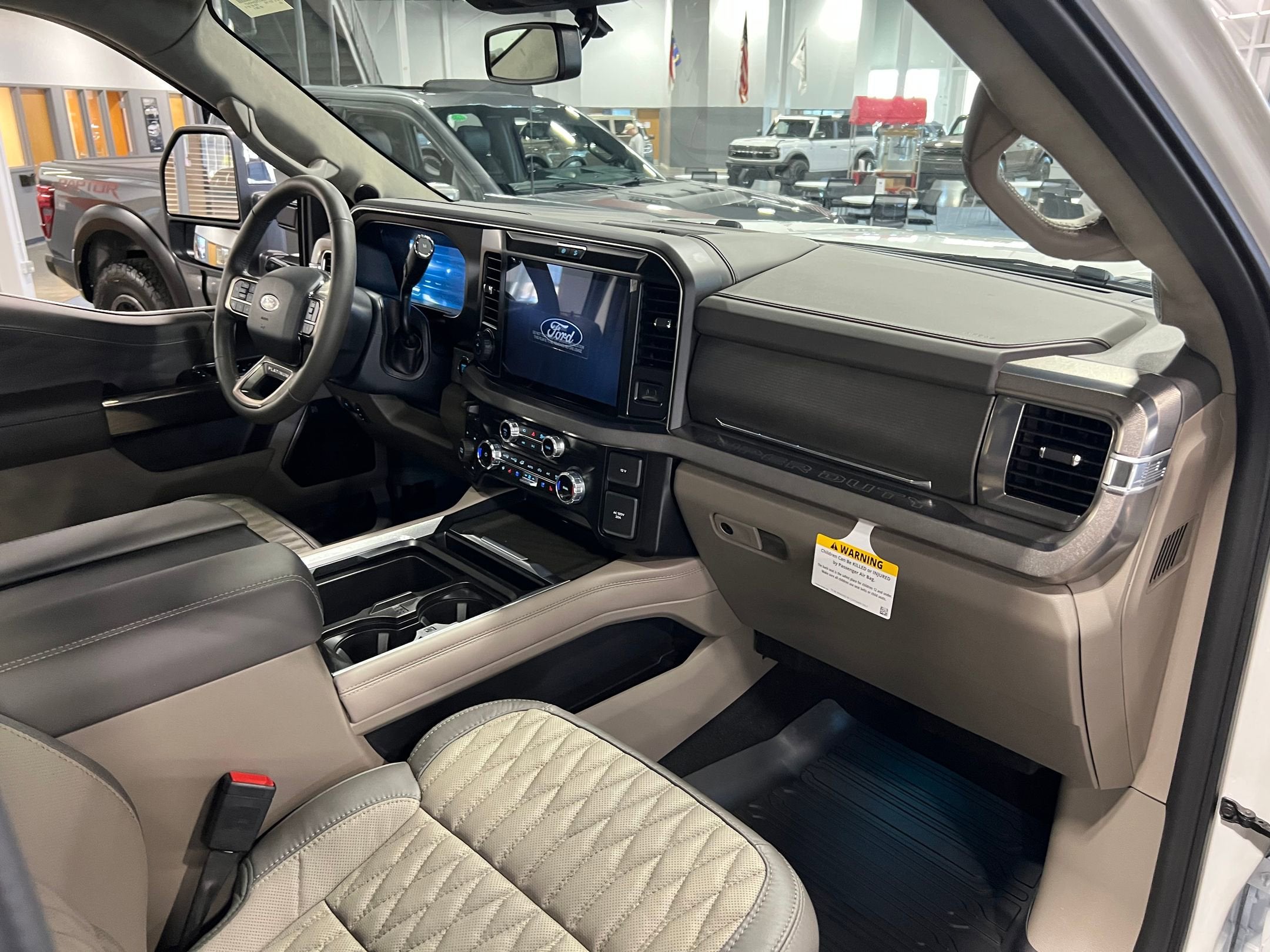 2026 Ford Super Duty F-450 DRW Platinum