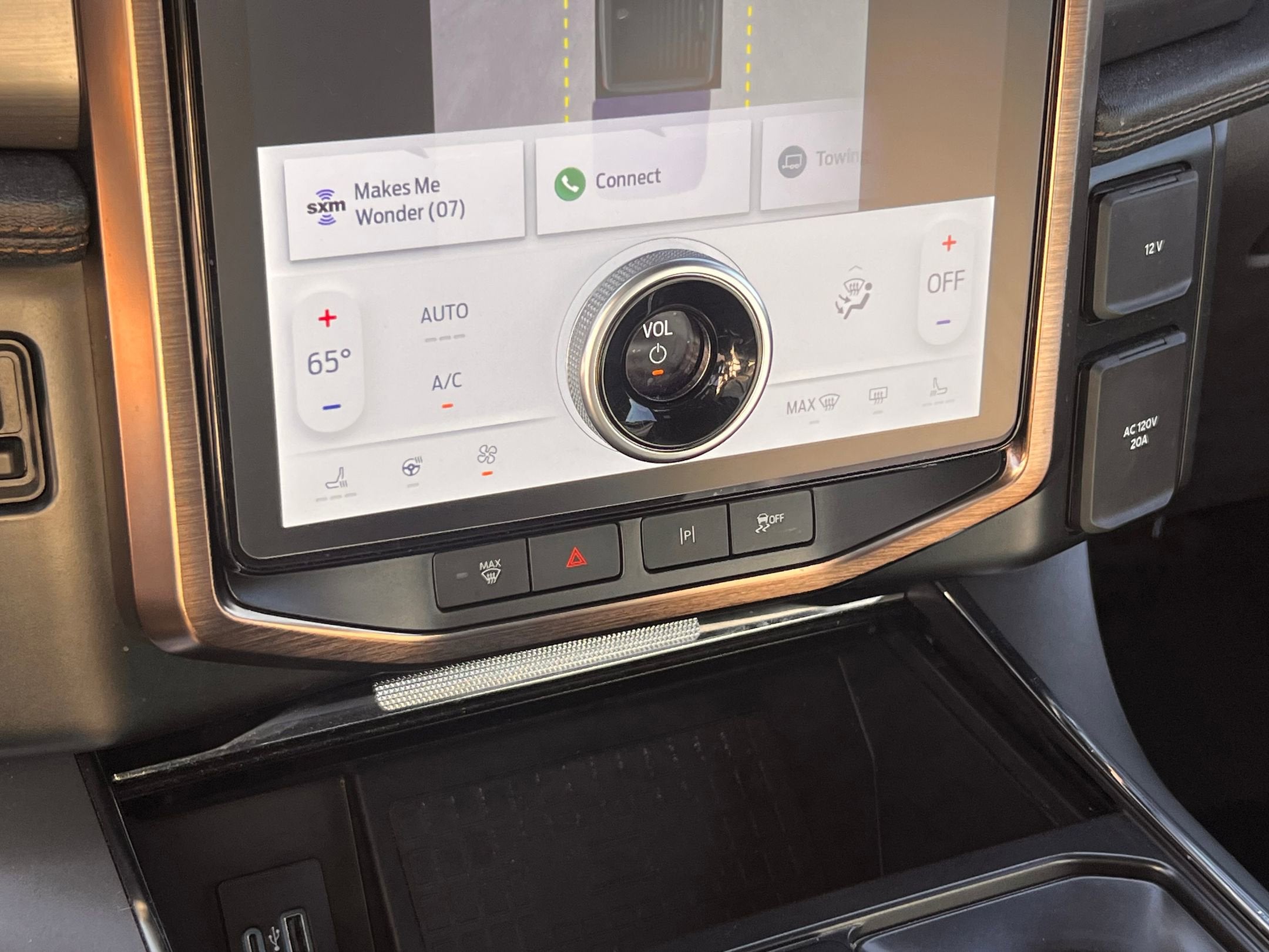 2022 Ford F-150 Lightning LARIAT