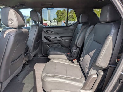 2022 Chevrolet Traverse LT Leather