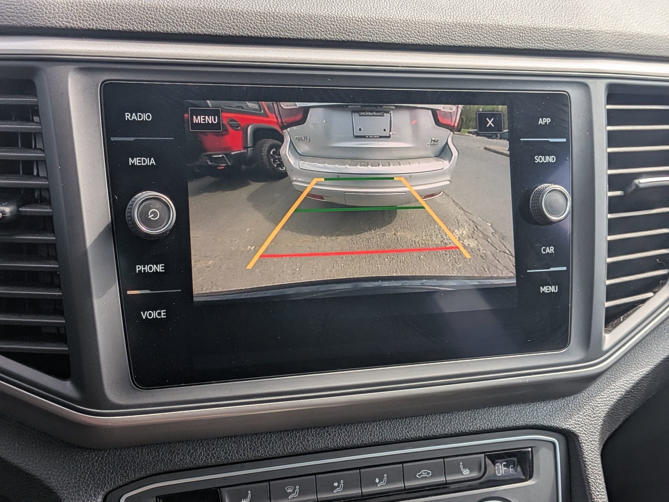 2020 Volkswagen Atlas Cross Sport 3.6L V6 SE w/Technology