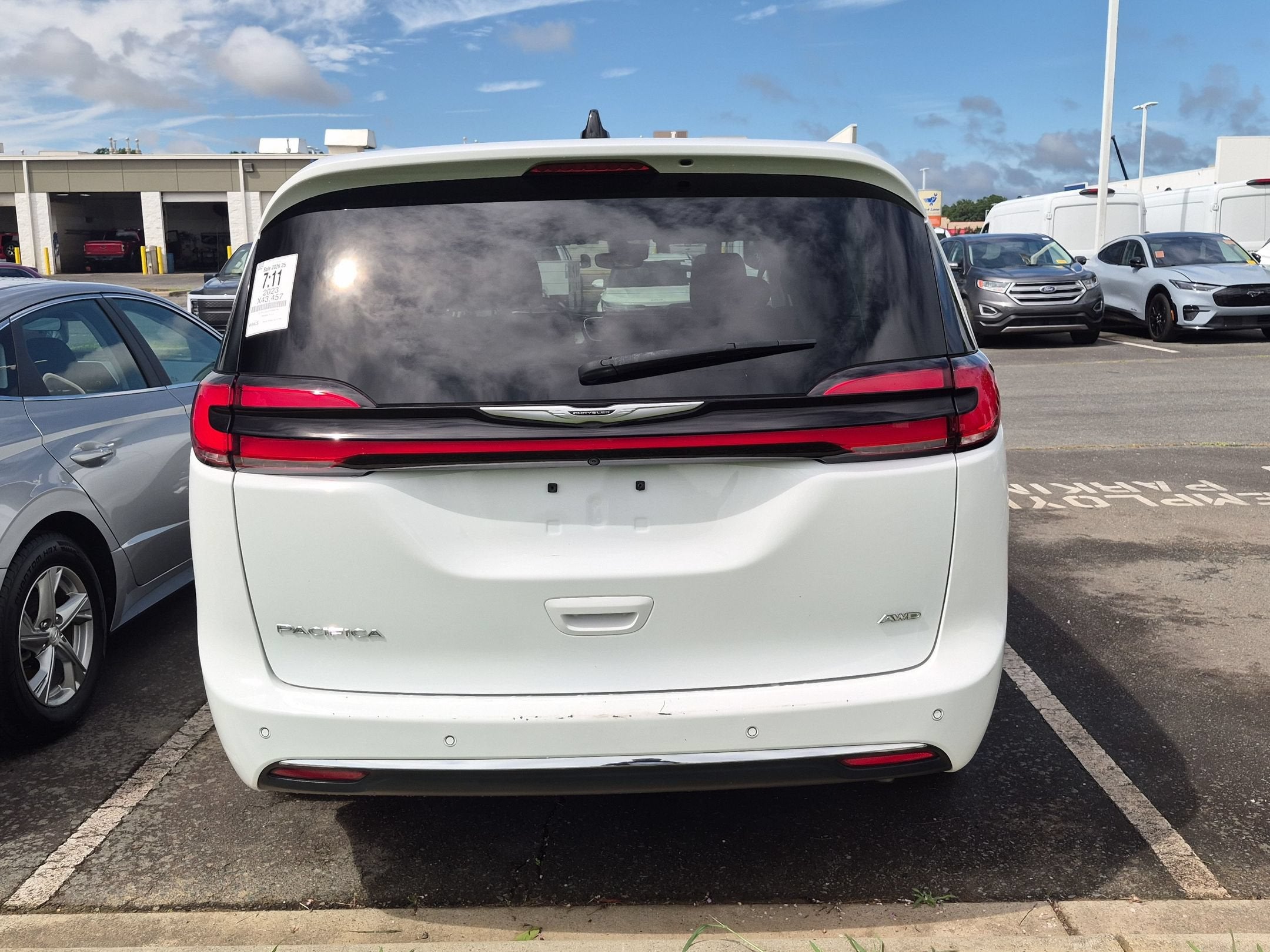 2023 Chrysler Pacifica Touring L