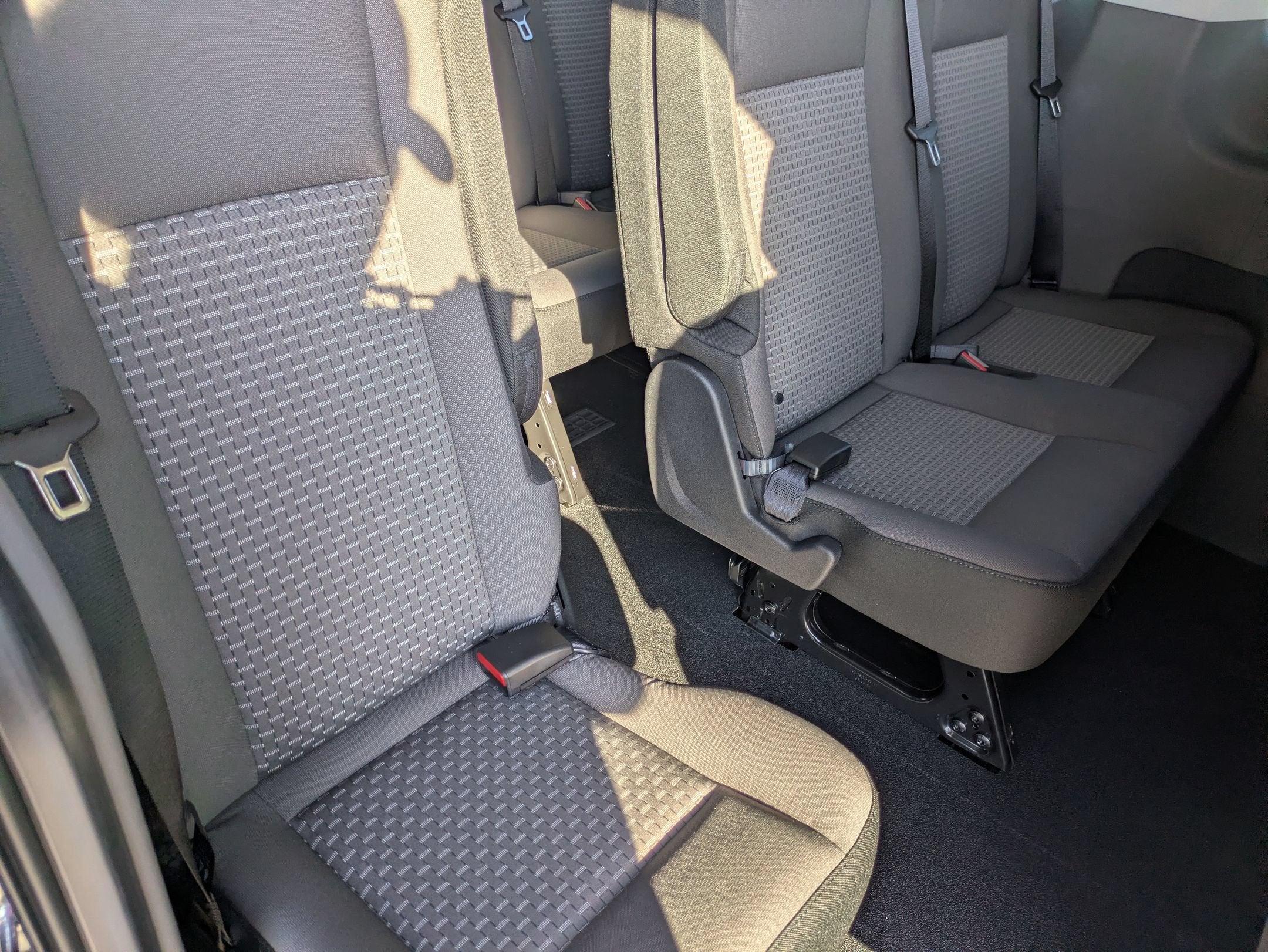 2027 Ford Transit Passenger Wagon XLT