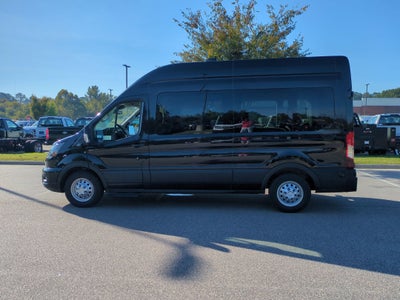 2027 Ford Transit Passenger Wagon XLT