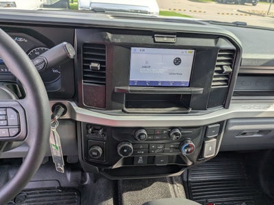 2026 Ford Super Duty F-550 DRW XL