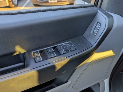 2025 Ford Super Duty F-550 DRW XL