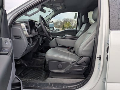 2026 Ford Super Duty F-550 DRW XL