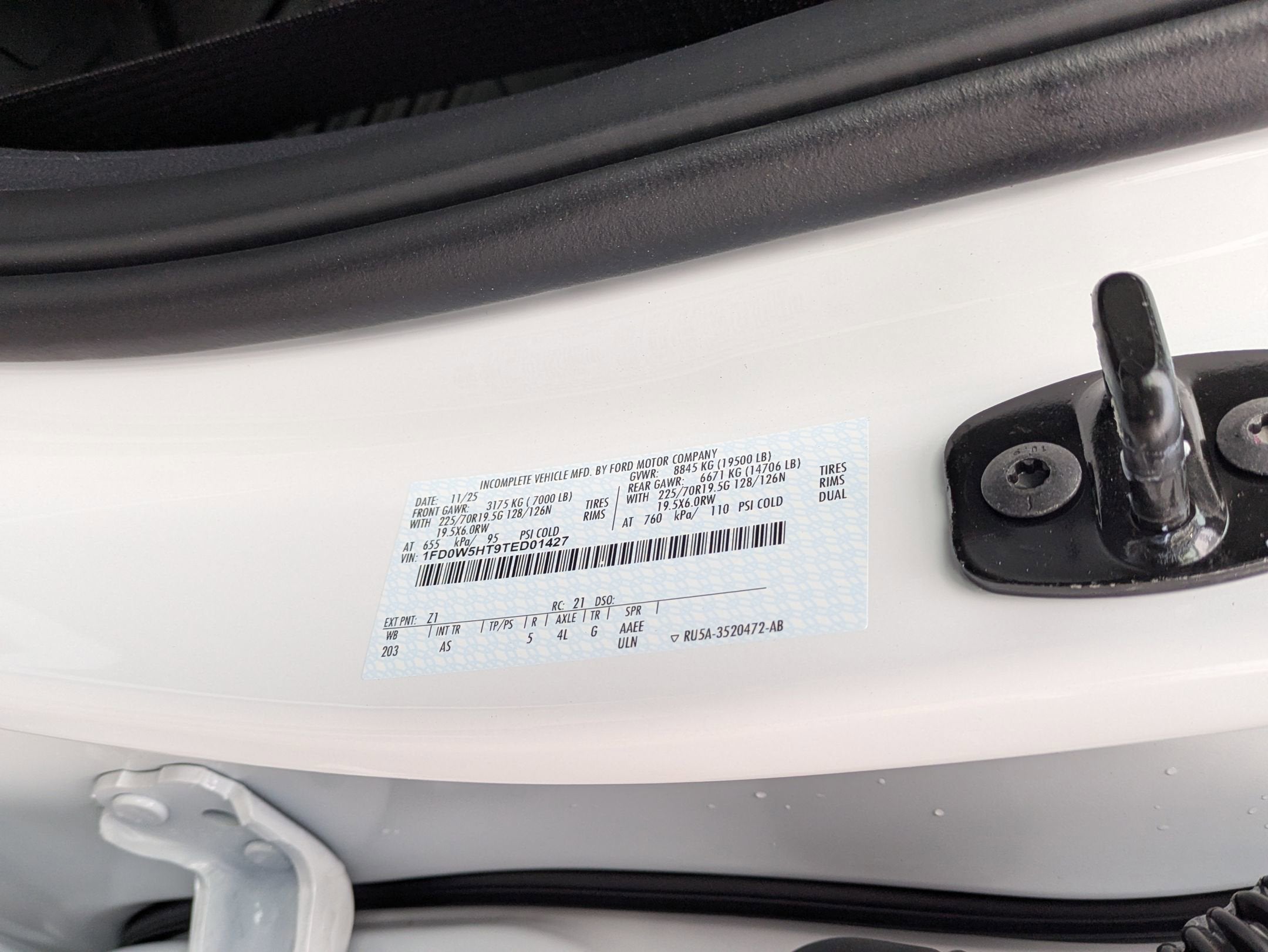 2026 Ford Super Duty F-550 DRW XL