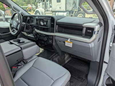 2026 Ford Super Duty F-350 DRW XL