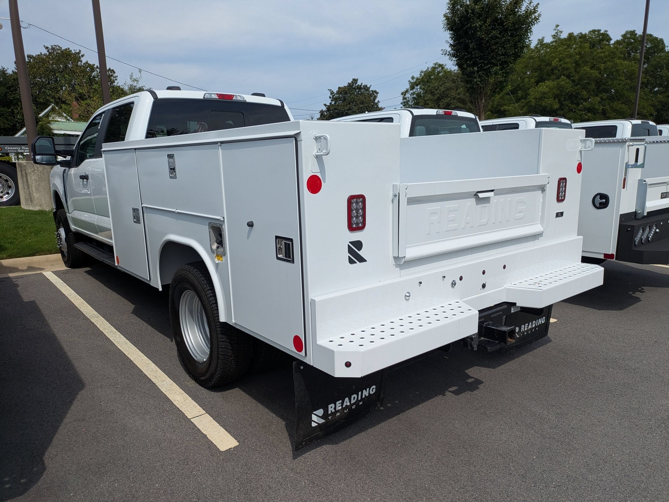 2026 Ford Super Duty F-350 DRW XL
