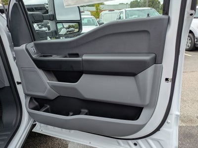 2026 Ford Super Duty F-350 DRW XL