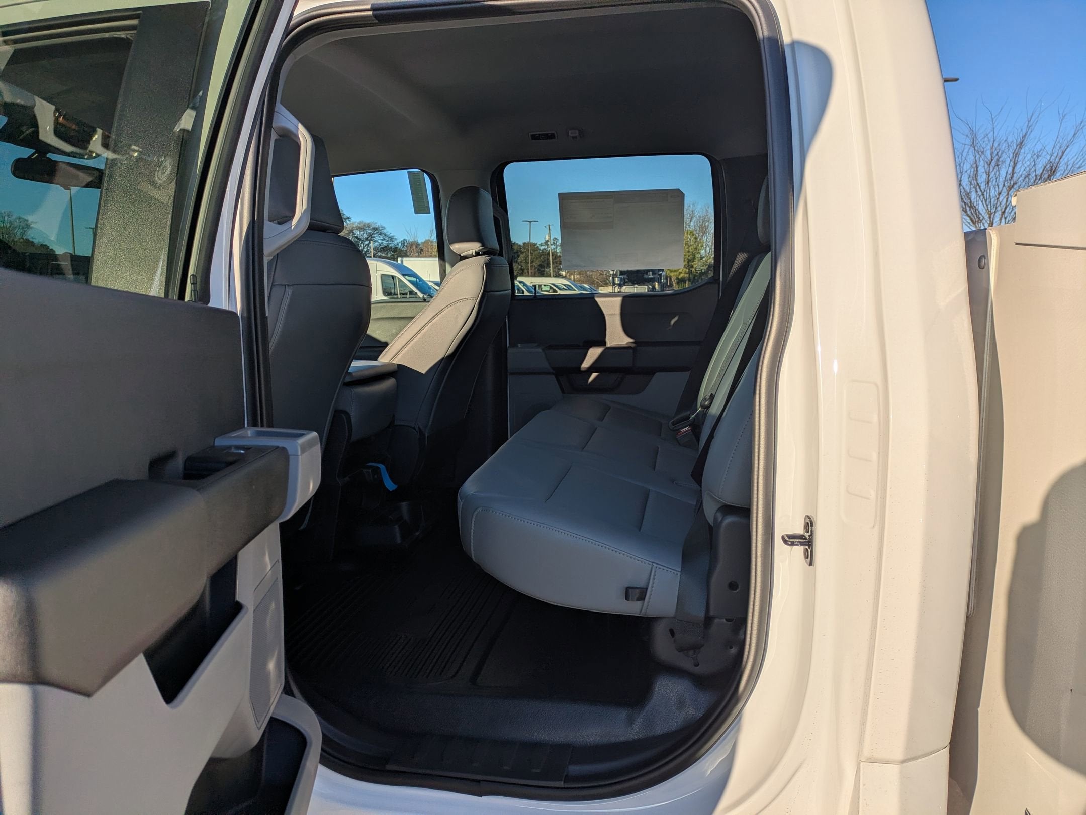 2026 Ford Super Duty F-350 DRW XL