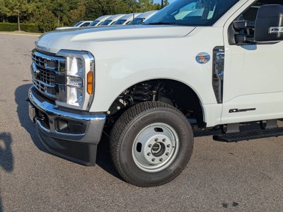 2026 Ford Super Duty F-350 DRW XL